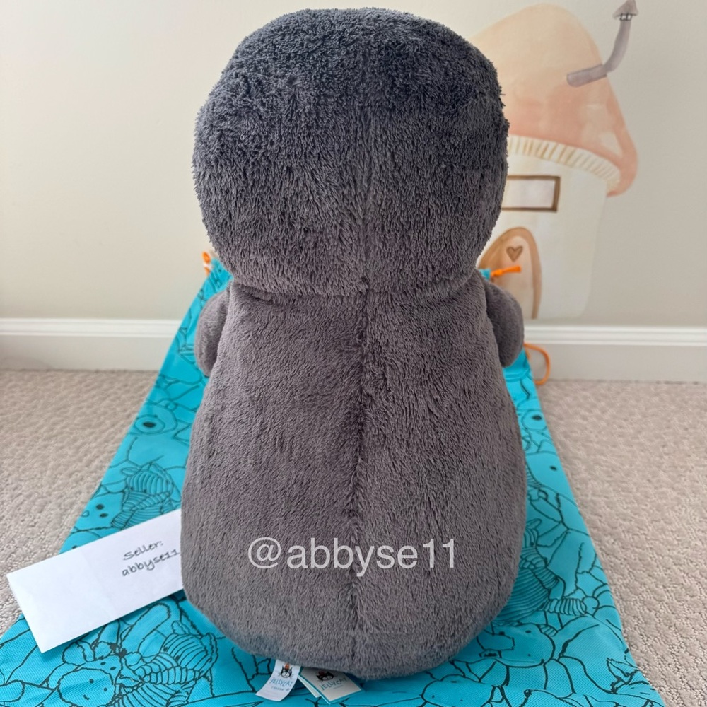 Jellycat Peanut Penguin - Really Big - Authentic - BNWT - Fast Ship - Picture 4 of 7